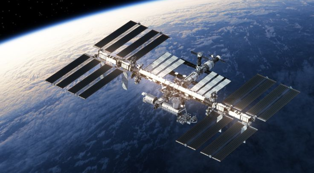 NASA Astronauts' Evacuate from the Space Station