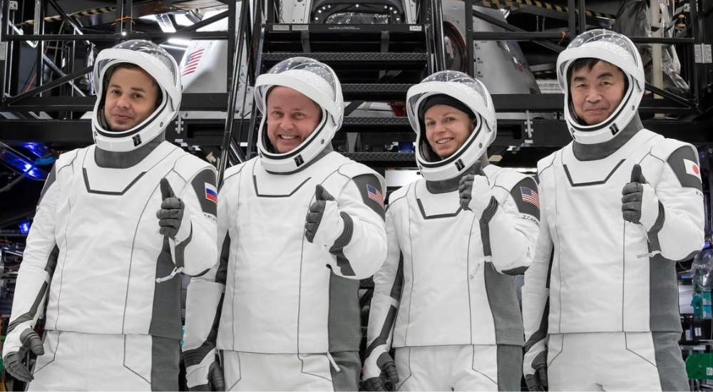 NASA Astronauts' Evacuate from the Space Station