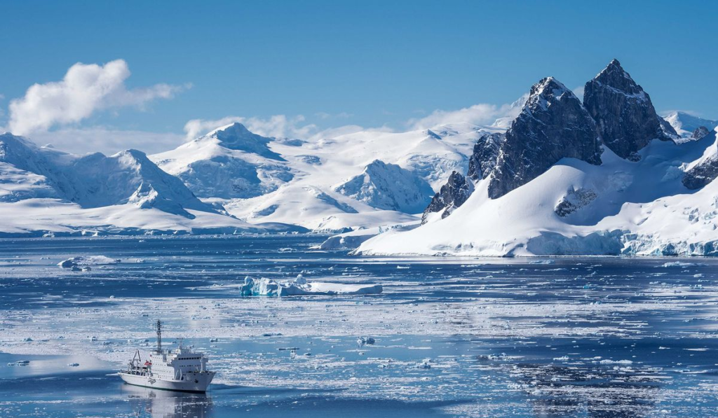 East Antarctic Fan-Shaped Basin Province (EAFBP)