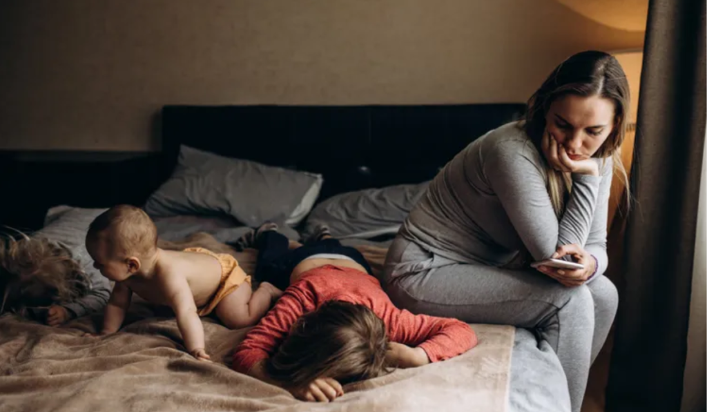 Quiet Cracking and Parents' Mental Health